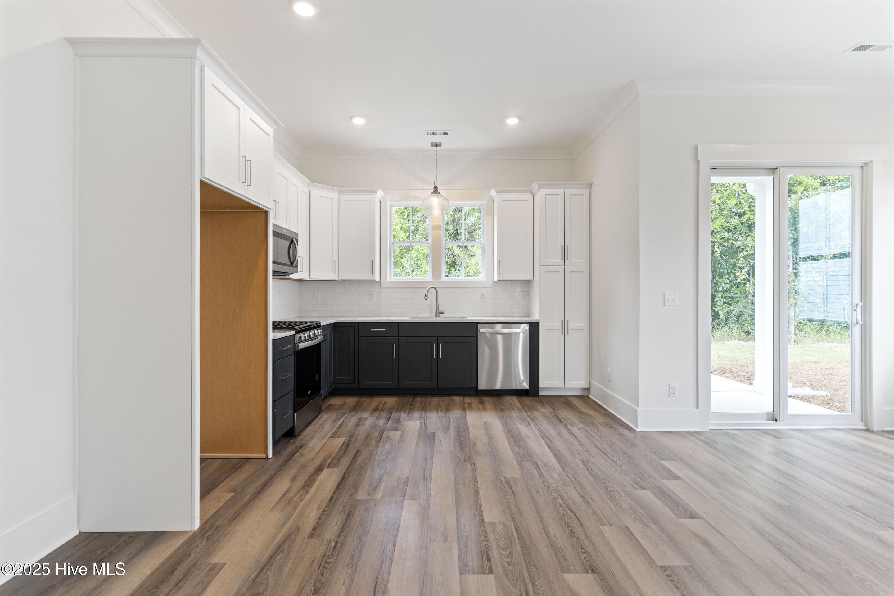 1017 Tidal Lane, Unit 8A Wilmington, NC 28401 - Photo 7 of 45 mls-DSC09591