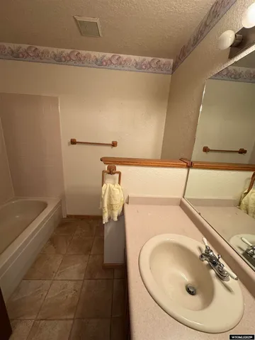 $547,800 | 221 Rimrock Drive, Evanston, WY 82930