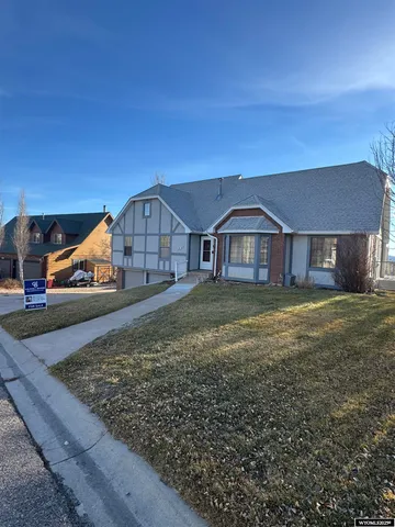 $547,800 | 221 Rimrock Drive, Evanston, WY 82930