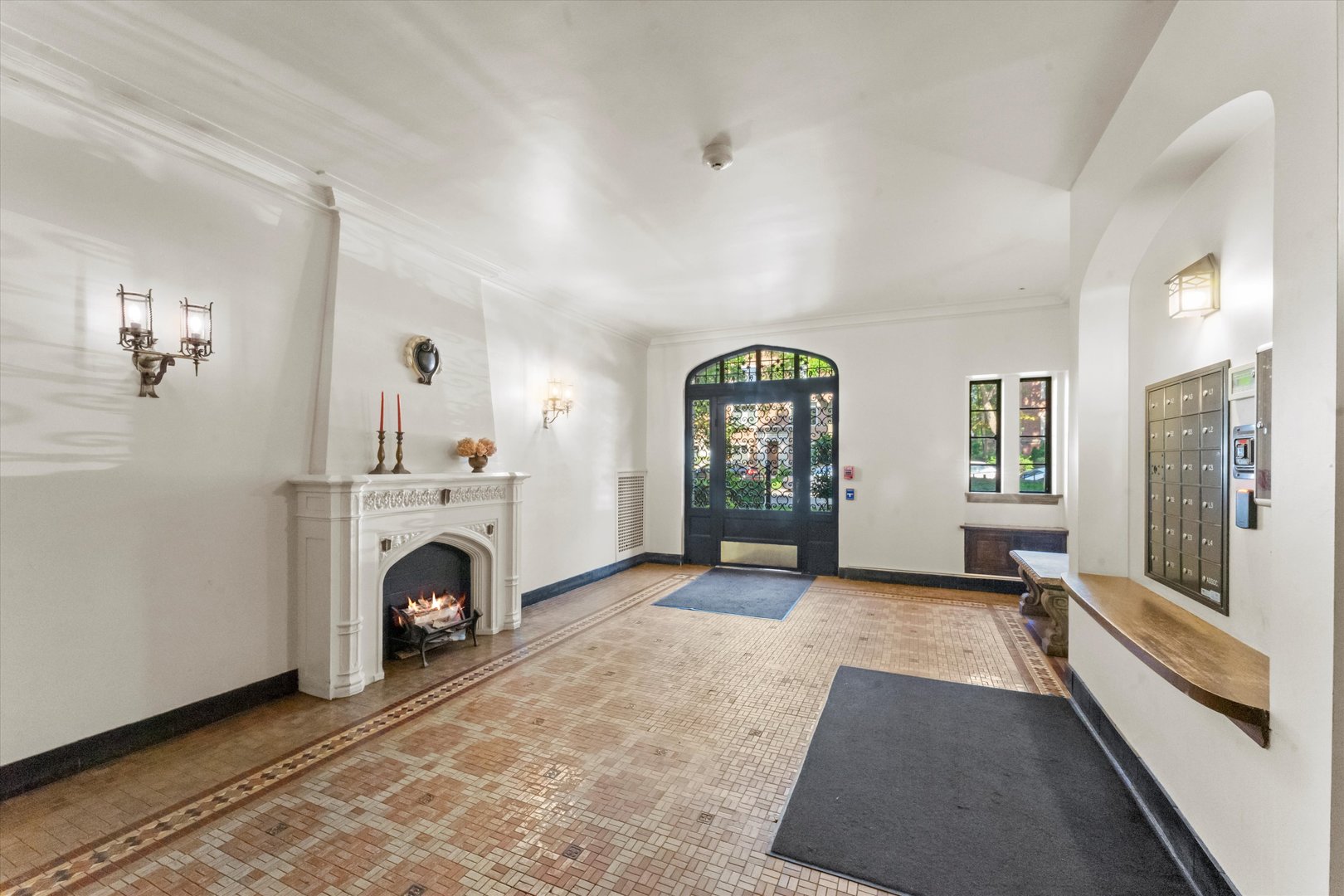 1316 Maple Avenue, Unit E3 Evanston, IL 60201 - Photo 17 of 22 a view of livingroom with furniture and a fireplace