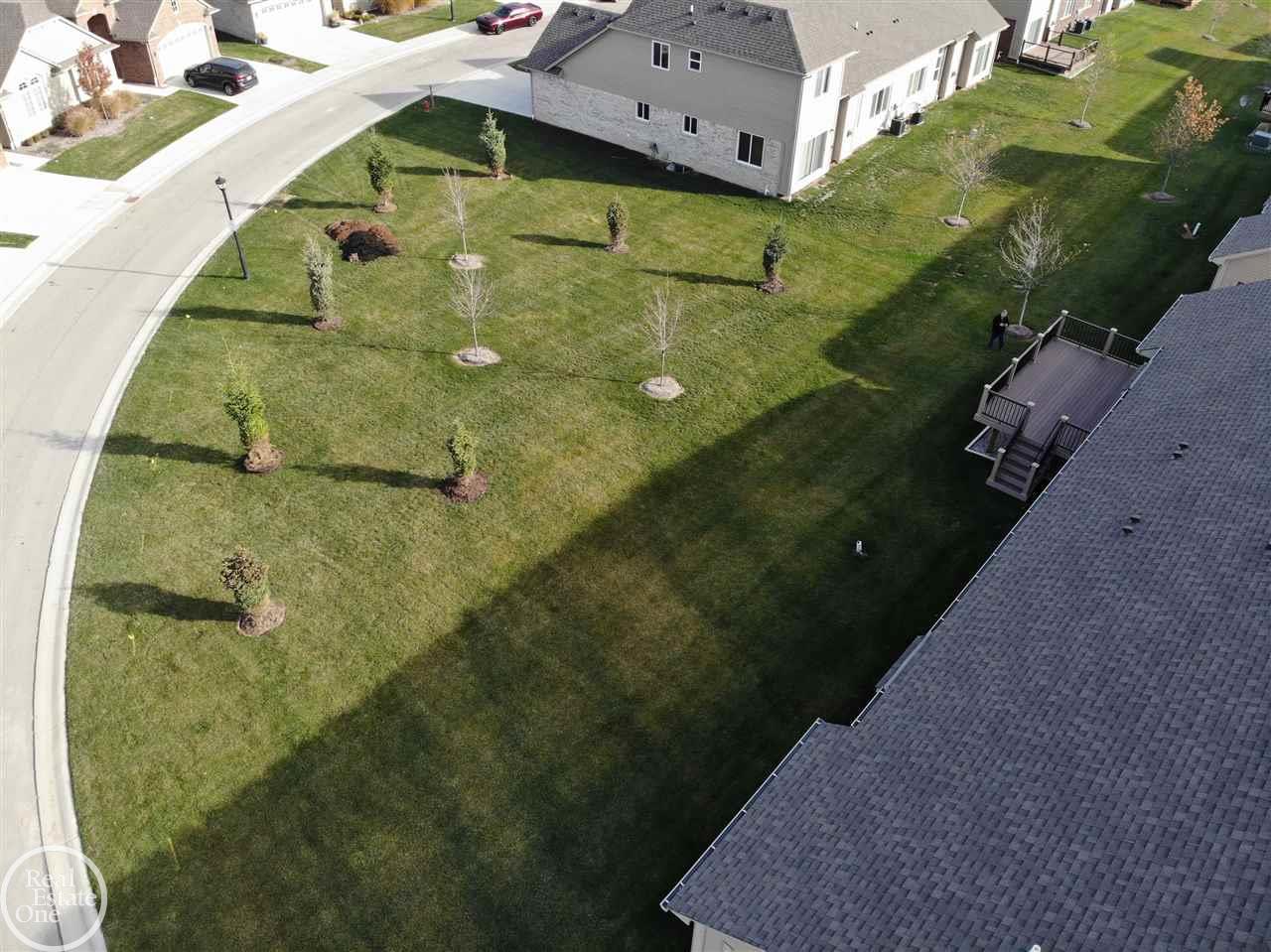 5121 Hawkseye Trace Warren, MI 48092 - Photo 33 of 34