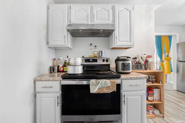 $180,000 | 3930 Abbott Street, Fort Wayne, IN 46806