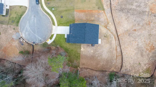 $549,000 | 3884 12th Street Northeast, Hickory, NC 28601