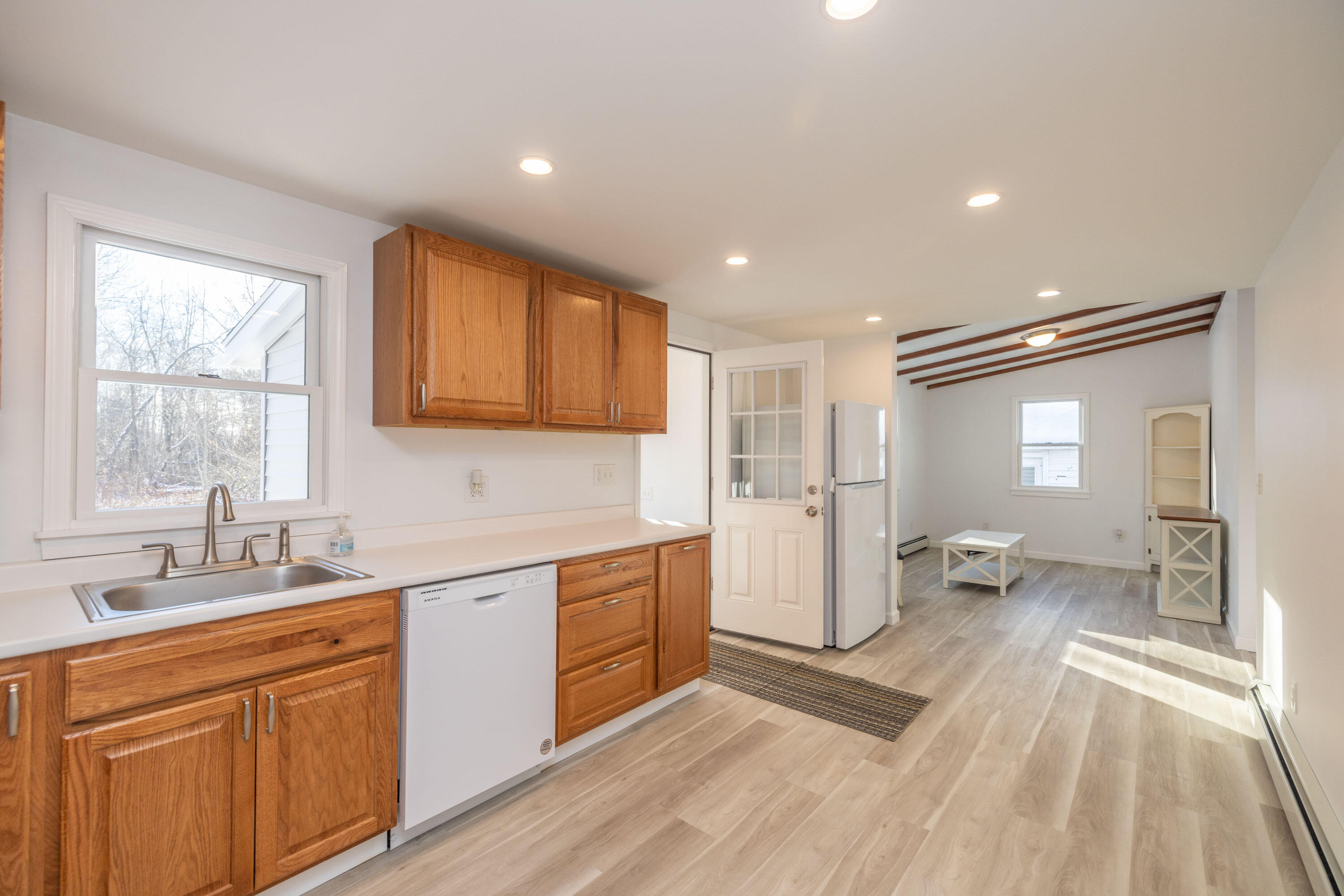 341 Old County Road Rockland, ME 04841 - Photo 14 of 41 _SMC9742