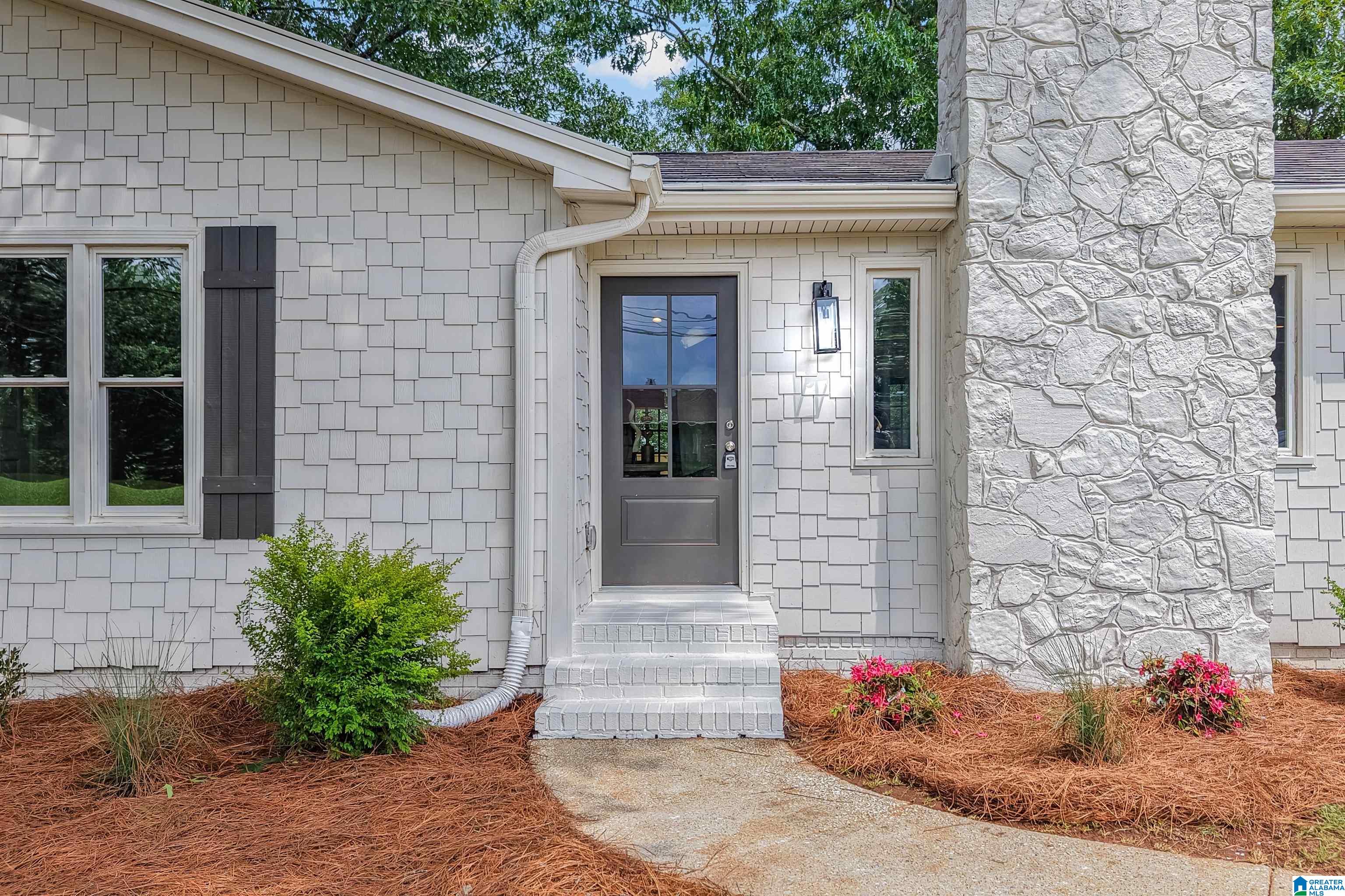 125 Shades Crest Road Birmingham, AL 35226 - Photo 3 of 57