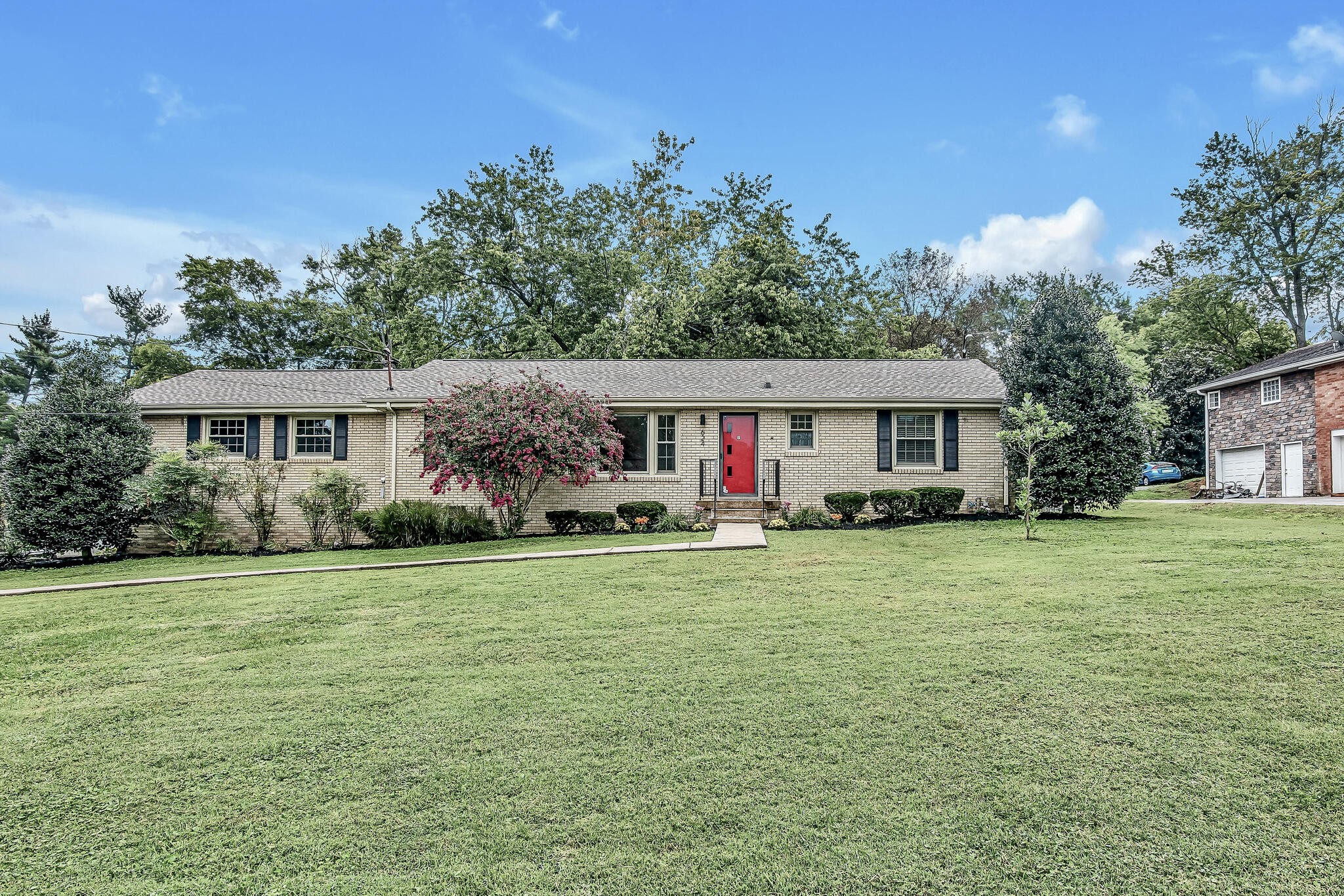 624 Ronnie Road Madison, TN 37115 - Photo 1 of 39 Gallery Image 1
