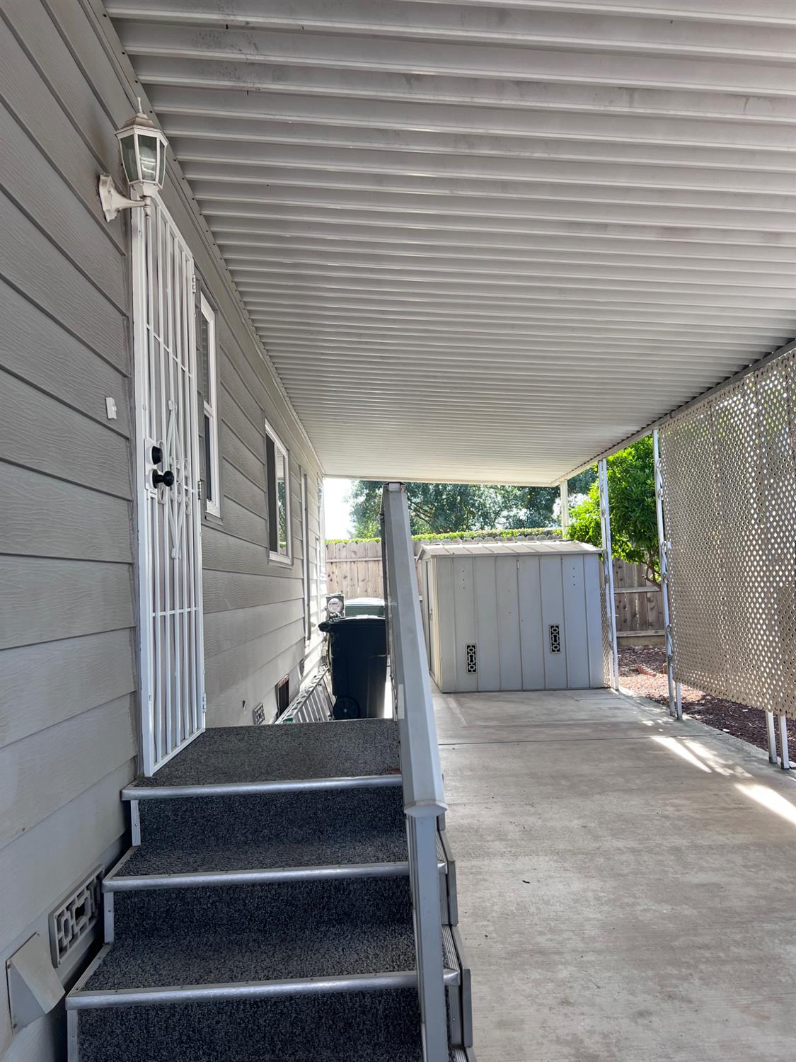 3913 Waimea Lane Modesto, CA 95355 - Photo 5 of 32 a view of entryway