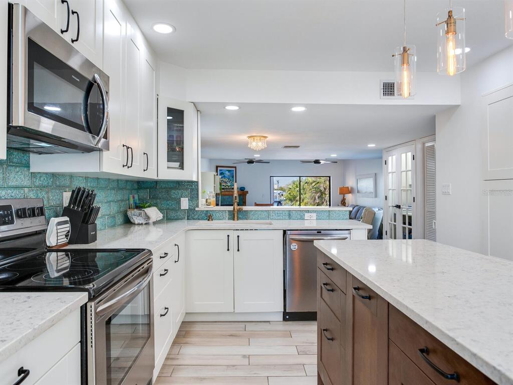 410 140th Avenue East Madeira Beach, FL 33708 - Photo 27 of 77