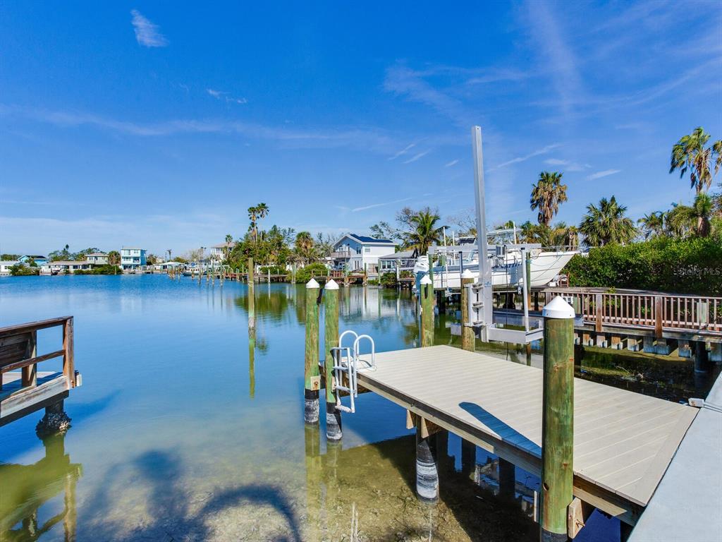 410 140th Avenue East Madeira Beach, FL 33708 - Photo 66 of 77