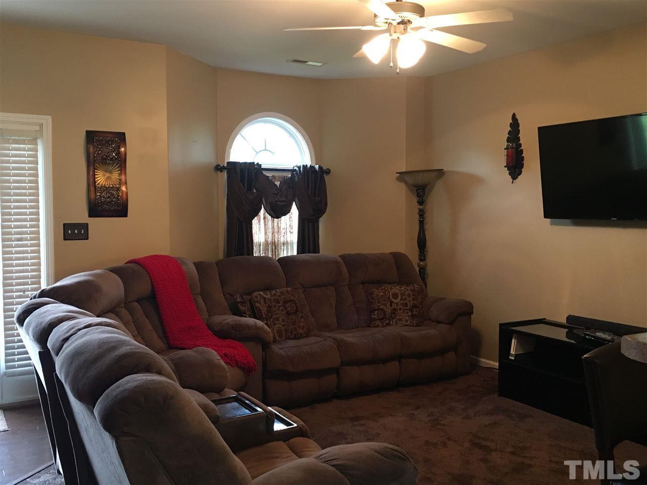 3952 Volkswalk Place Raleigh, NC 27610 - Photo 2 of 16 Gallery Image 2