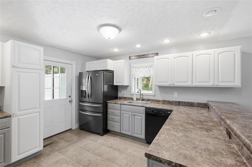 601 Wack Drive Rochester, PA 15074 - Photo 25 of 44
