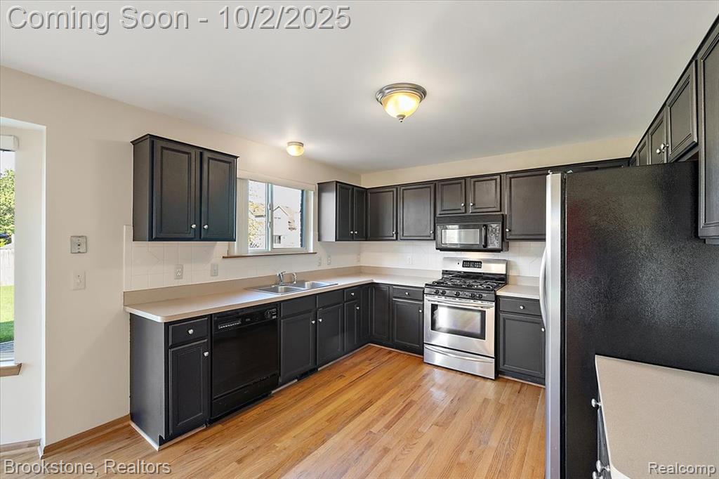 46063 Pat Street Chesterfield, MI 48051 - Photo 12 of 43
