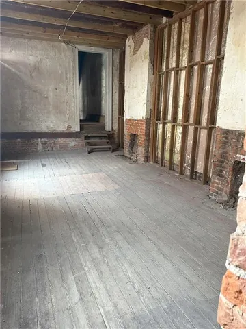 $1,250,000 | 714 Carondelet Street, New Orleans, LA 70130