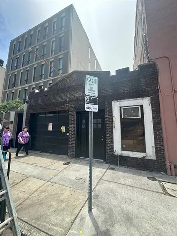 $1,250,000 | 714 Carondelet Street, New Orleans, LA 70130