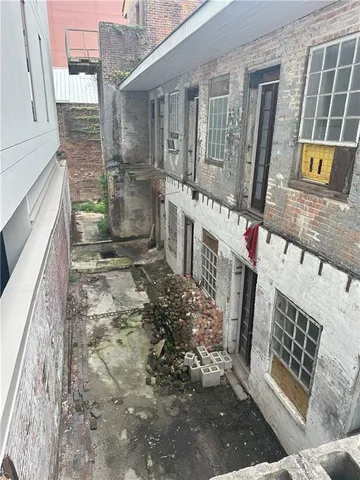 $1,250,000 | 714 Carondelet Street, New Orleans, LA 70130