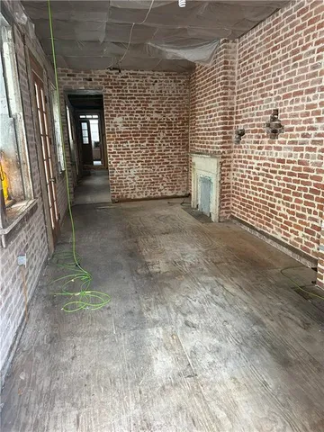 $1,250,000 | 714 Carondelet Street, New Orleans, LA 70130