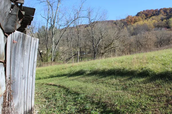 $98,500 | 215 Autumn Drive, Pennington Gap, VA 24277