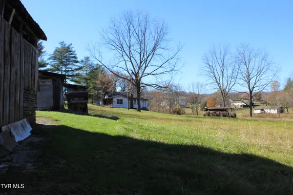 $98,500 | 215 Autumn Drive, Pennington Gap, VA 24277