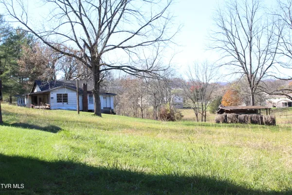 $98,500 | 215 Autumn Drive, Pennington Gap, VA 24277