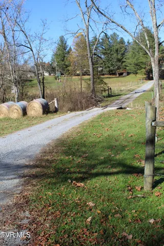 $98,500 | 215 Autumn Drive, Pennington Gap, VA 24277