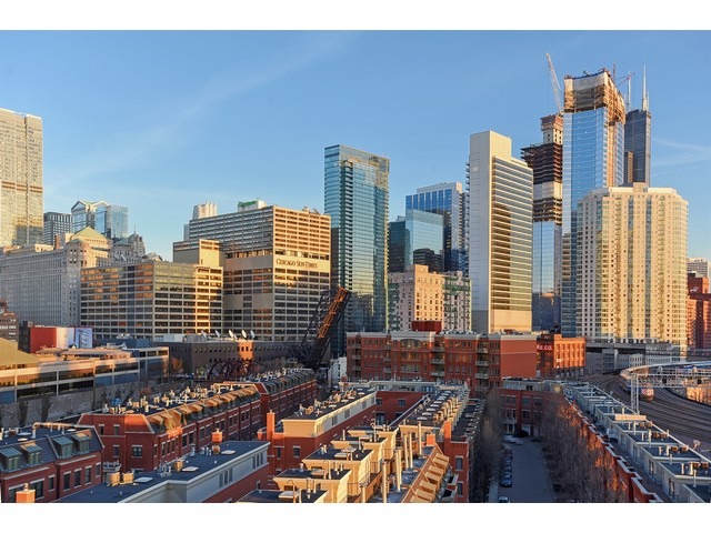 501 North Clinton Street, Unit 904 Chicago, IL 60654 - Photo 17 of 25 a view of city with tall buildings
