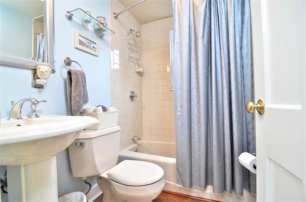 21 Chisholm Road Weymouth, MA 02190 - Photo 11 of 24 Gallery Image 11