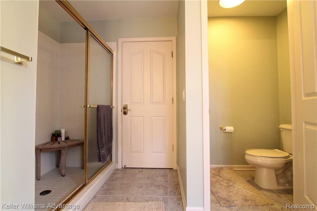 17221 Orchard Ridge Road Northville, MI 48168 - Photo 28 of 42 Master Bath3.jpg