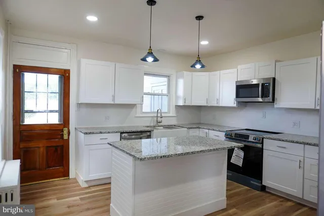 $284,900 | 218 North Main Street, Bernville, PA 19506