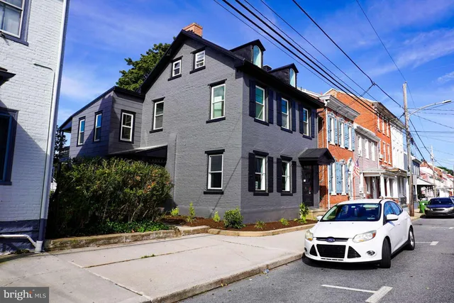 $284,900 | 218 North Main Street, Bernville, PA 19506