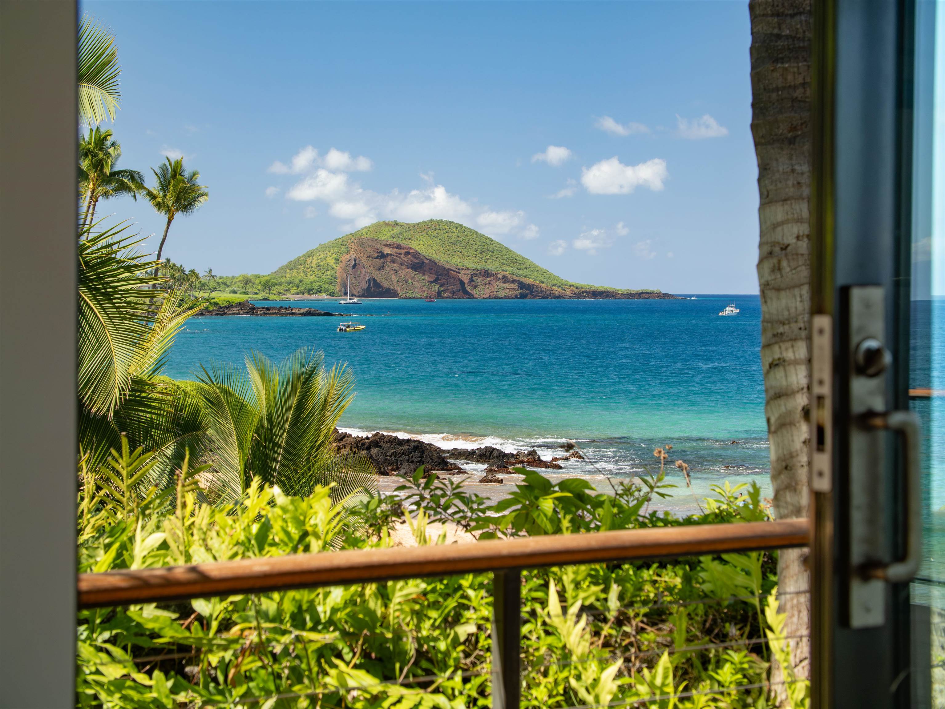 4640-4650 Makena Road Kihei, HI 96753 - Photo 42 of 48 a view of lake from a balcony