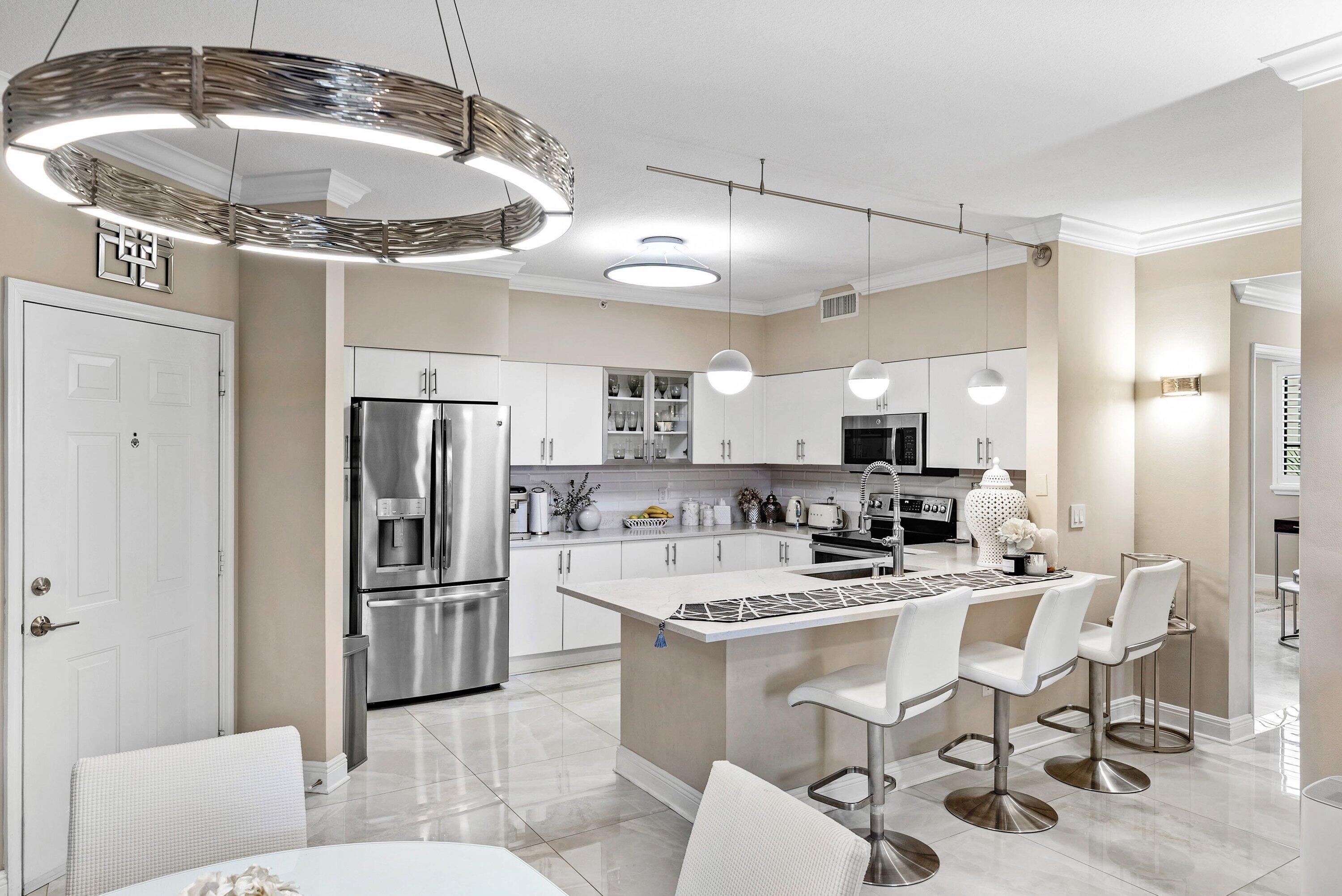 233 South Federal Highway, Unit 509 Boca Raton, FL 33432 - Photo 2 of 49 bg main