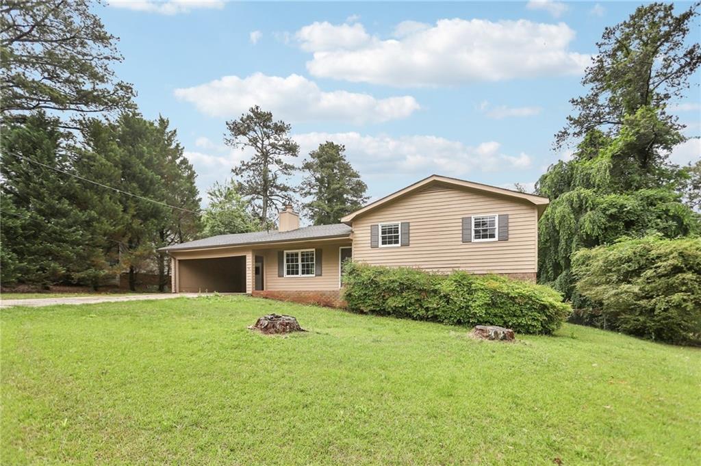 6041 Ridge Way Douglasville, GA 30135 - Photo 2 of 36