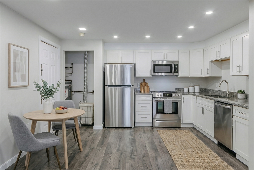 10 Dryden Street, Unit 7 Worcester, MA 01605 - Photo 1 of 28