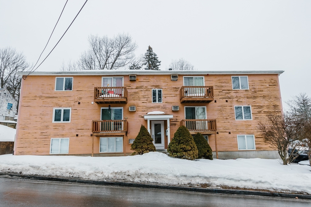 10 Dryden Street, Unit 7 Worcester, MA 01605 - Photo 23 of 28