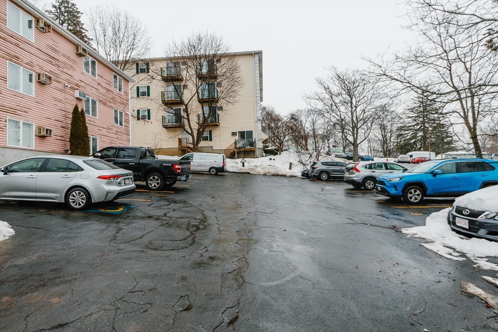 10 Dryden Street, Unit 7 Worcester, MA 01605 - Photo 27 of 28