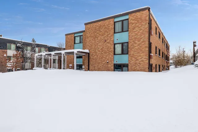 $1,295 | 99 East 54th Street, Unit 9, Minneapolis, MN 55419