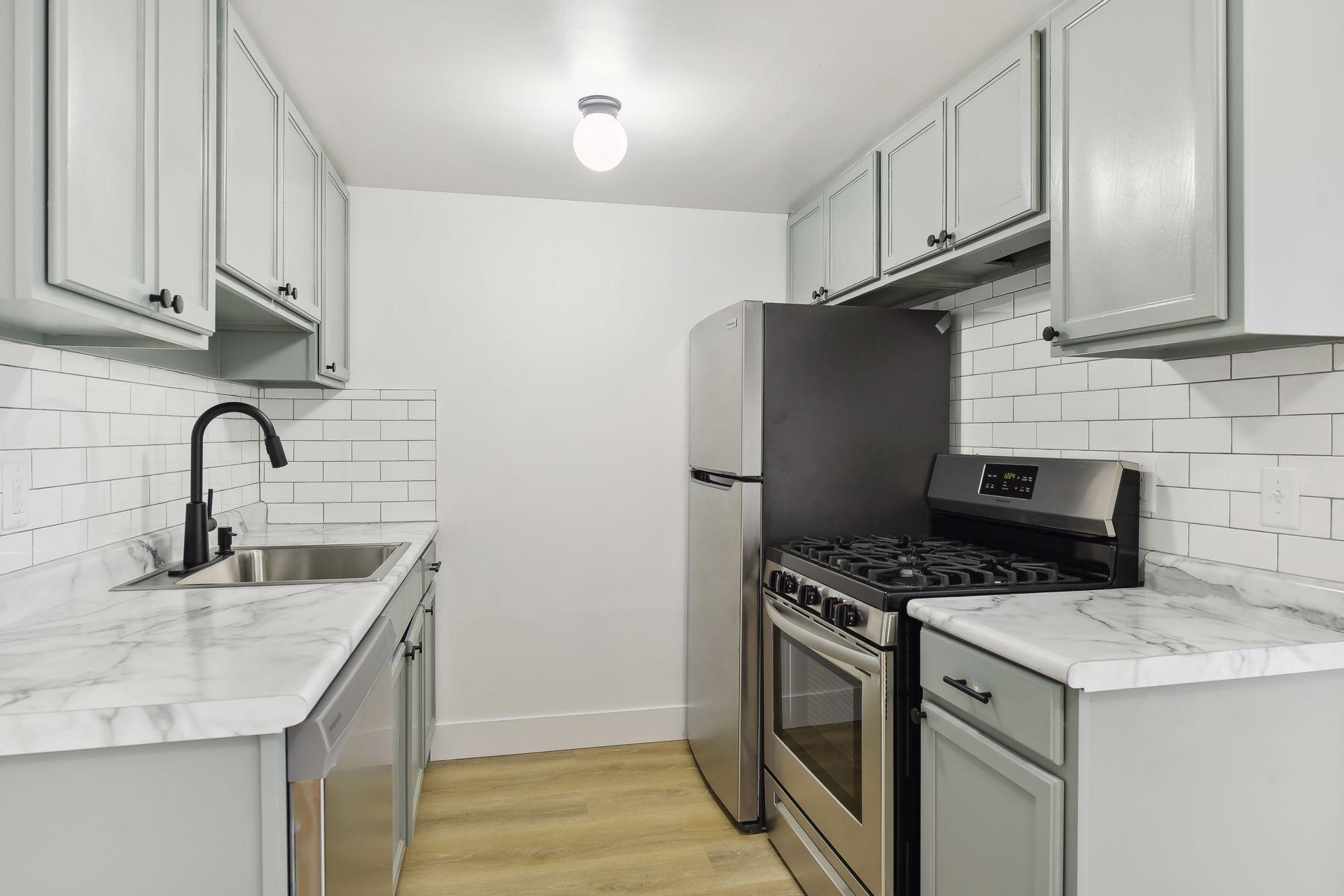 99 East 54th Street, Unit 9 Minneapolis, MN 55419 - Photo 4 of 15