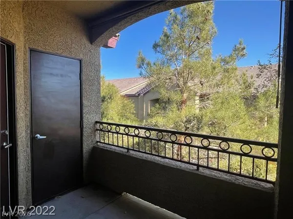 $1,350 | 8250 North Grand Canyon Drive, Unit 2088, Las Vegas, NV 89166