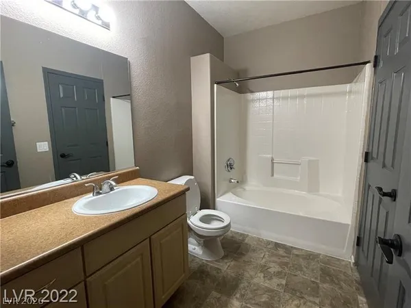 $1,350 | 8250 North Grand Canyon Drive, Unit 2088, Las Vegas, NV 89166