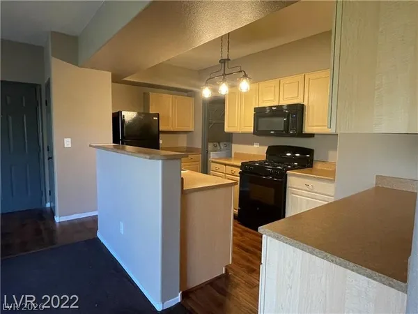 $1,350 | 8250 North Grand Canyon Drive, Unit 2088, Las Vegas, NV 89166