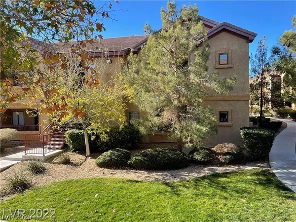$1,350 | 8250 North Grand Canyon Drive, Unit 2088, Las Vegas, NV 89166
