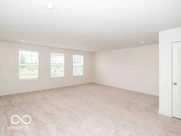 $3,200 | 5403 Veranda Drive, Noblesville, IN 46062