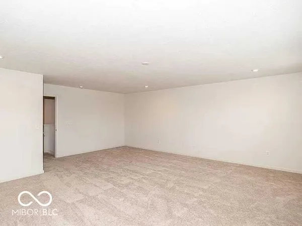 $3,200 | 5403 Veranda Drive, Noblesville, IN 46062