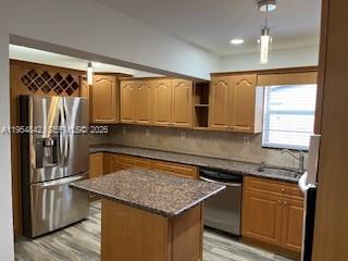 240 North 70th Way Hollywood, FL 33024 - Photo 15 of 23