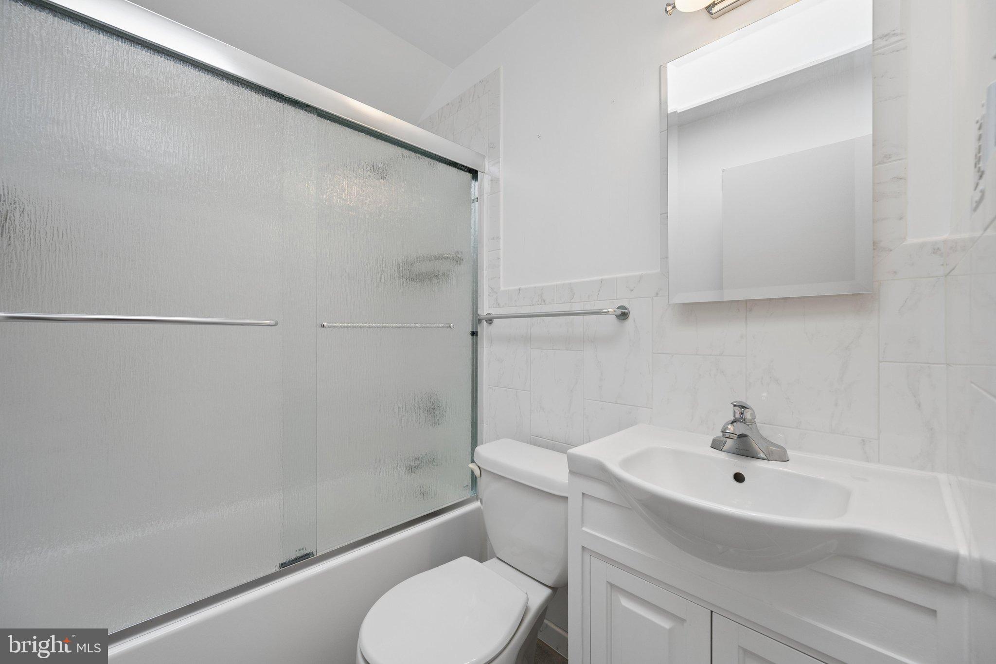 12725 Holdridge Road Silver Spring, MD 20906 - Photo 24 of 56 Bathroom