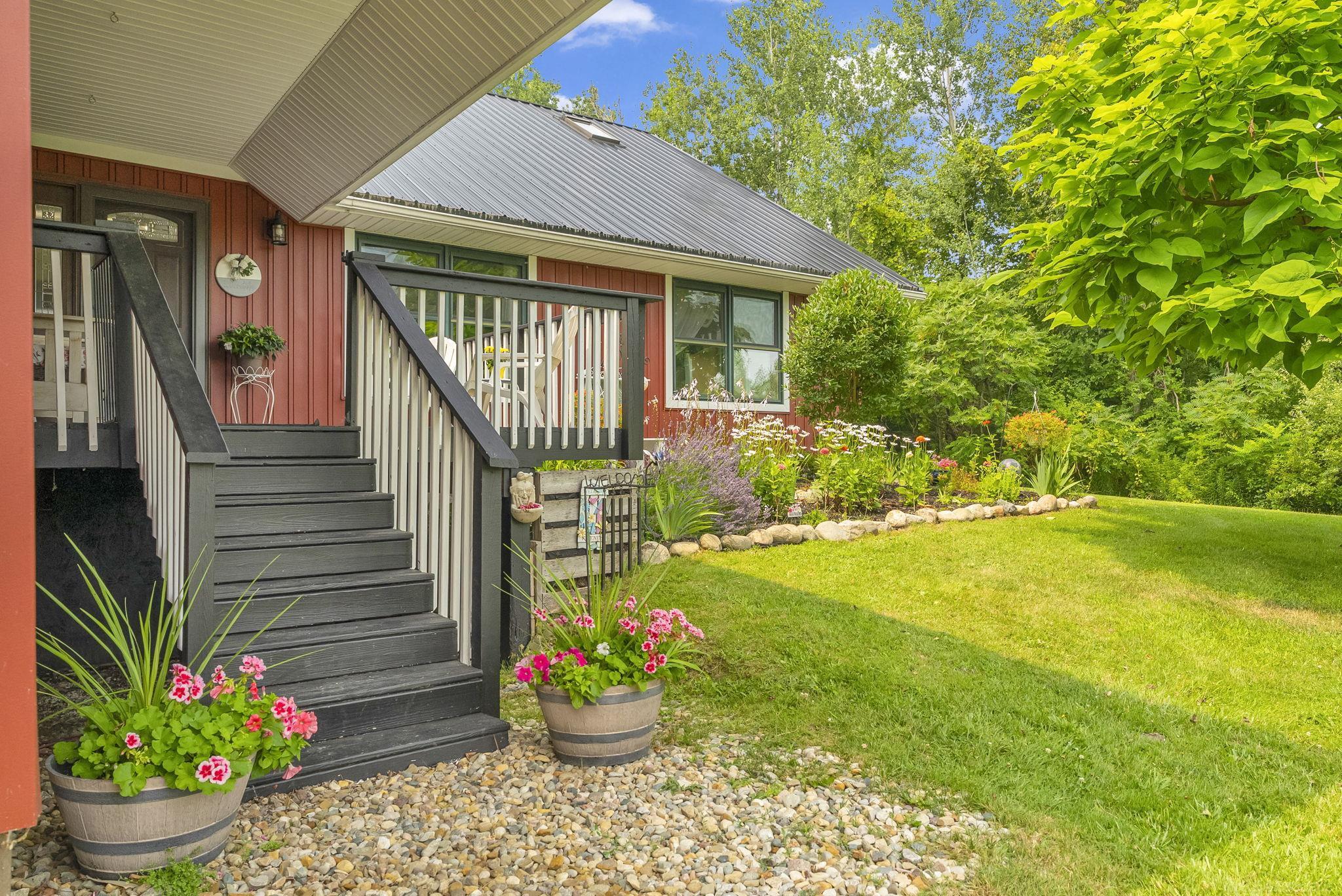 7574 Lakeshore Road Lexington, MI 48450 - Photo 11 of 68 Gallery Image 11