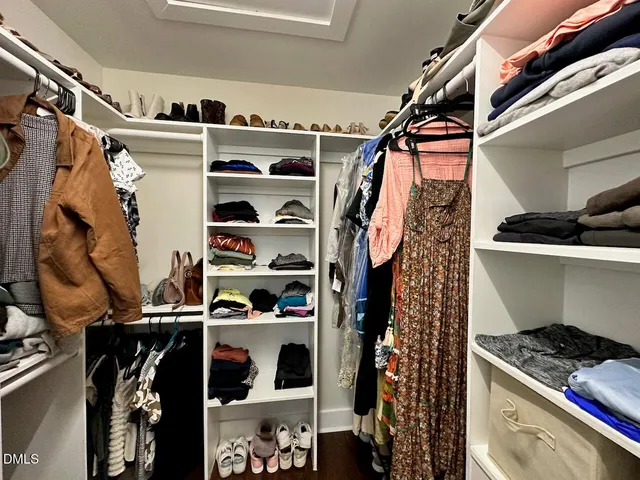 $2,490 | 1006 East Martin Street, Raleigh, NC 27601