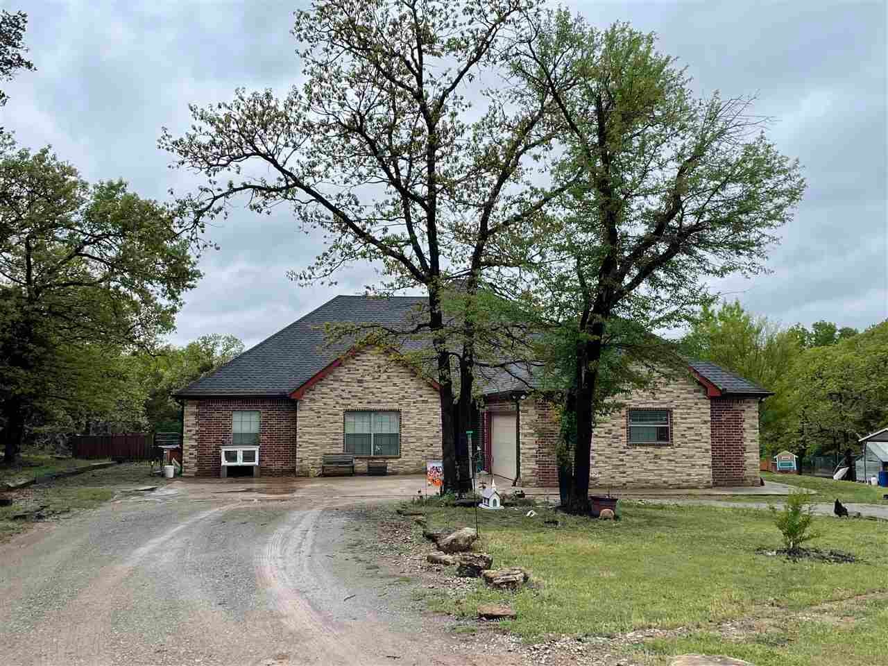 3915 North Dripping Springs Road Cushing, OK 74023 - Photo 1 of 36 Gallery Image 1