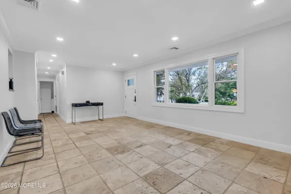 $65,000 | 455 West Lincoln Avenue, Oakhurst, NJ 07755