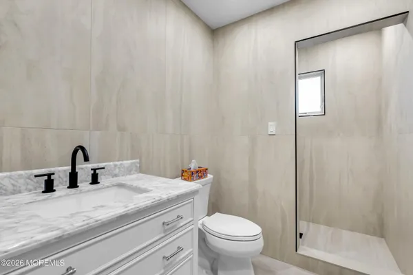 $65,000 | 455 West Lincoln Avenue, Oakhurst, NJ 07755